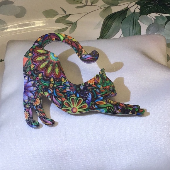 Cat Brooch - Picture 3 of 6